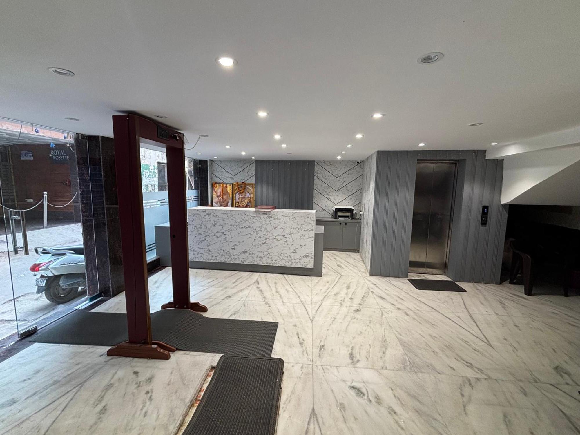 Cg Internationl By Sweet Guest House Ню Делхи Екстериор снимка